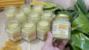 Sữa ong chúa tươi nguyên chất