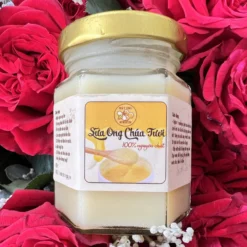 Sữa ong chúa tươi nguyên chất