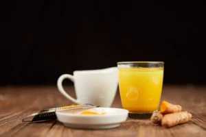 Tinh Bot Nghe Tri Mun Cap Toc