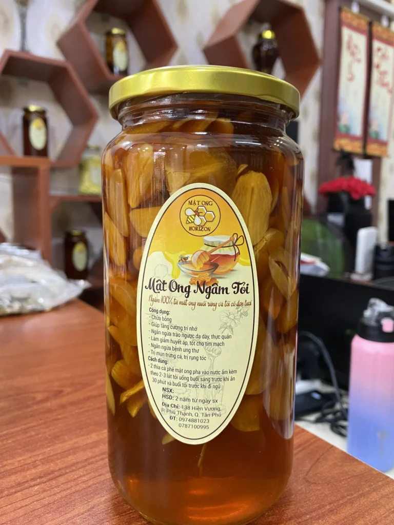 Lợi ích diệu kỳ khi ăn tỏi ngâm mật ong mỗi ngày 7 Z3230848953042_5613bf628be0896d751ca4ced7959a54