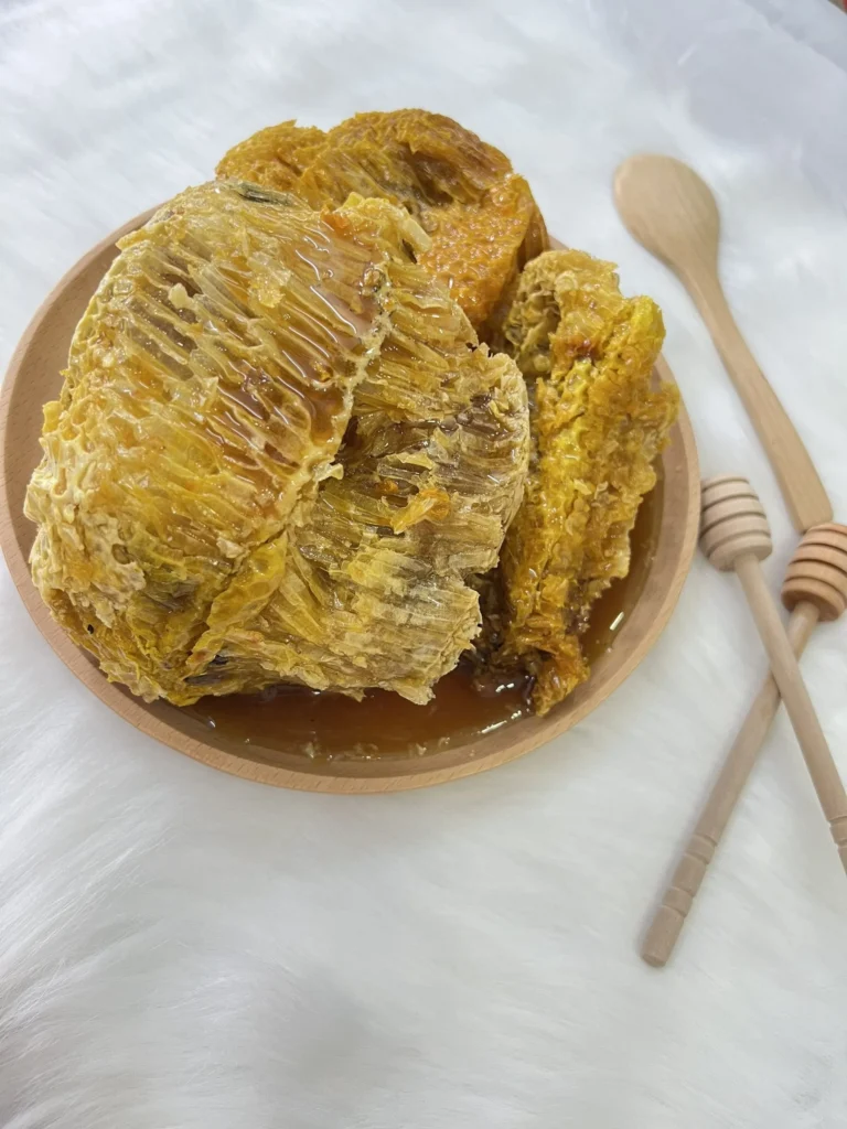 TÁC DỤNG VÀ CÁCH DÙNG MẬT ONG KHOÁI 7 Z3390223747014_abbc2520d0447e6933a91ce2107b54ab