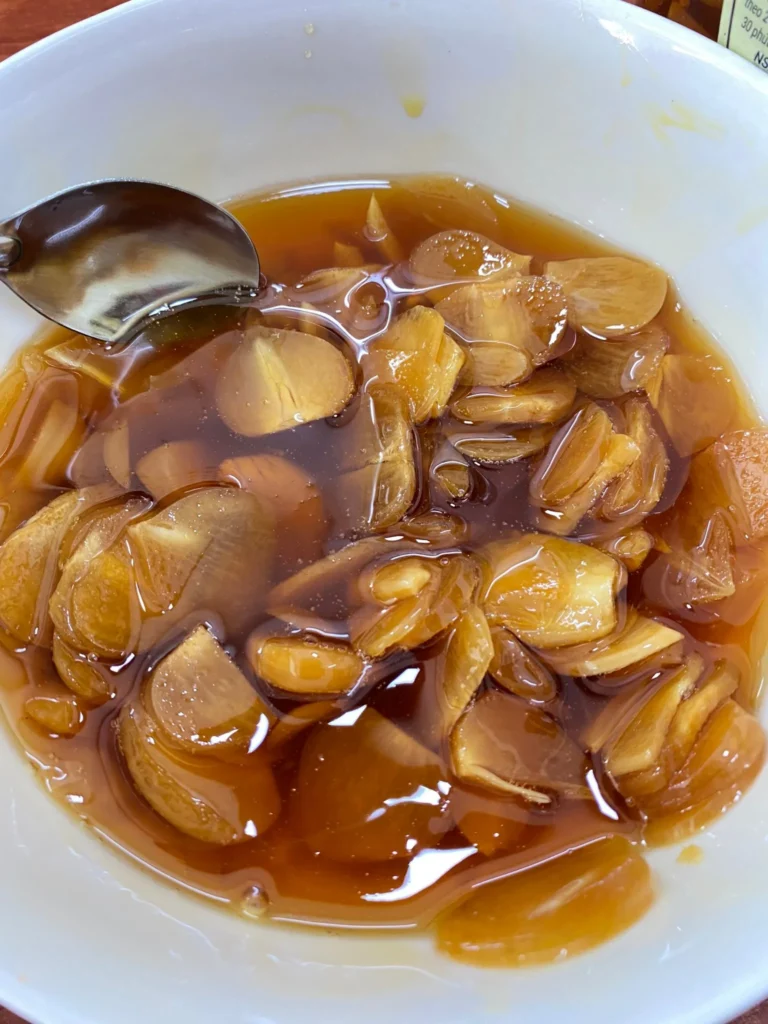 Mật ong đem ngâm với 3 thứ này giúp chữa được vô số bệnh tật 5 286082251_1098479690743975_3843081538834653949_n