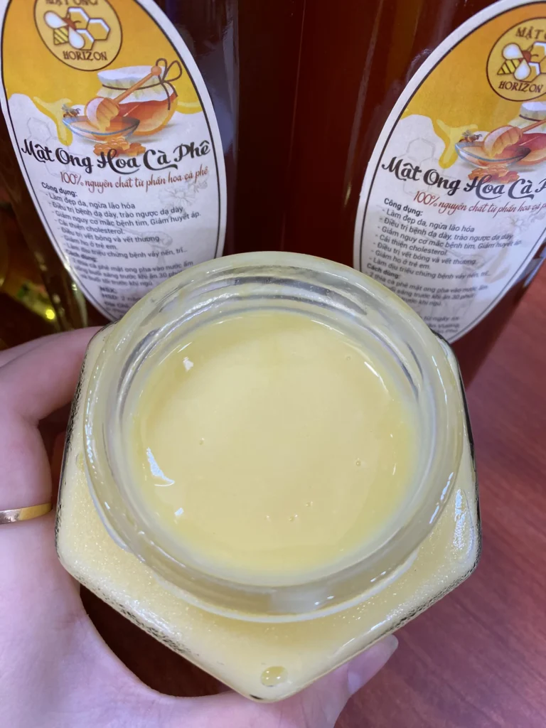 SỮA ONG CHÚA KHÁC MẬT ONG NHƯ THẾ NÀO? 9 Image 50