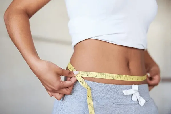 TÁC DỤNG CỦA VIÊN NGHỆ MẬT ONG 14 Viên nghệ mật ong giúp chị em lấy lại vòng eo thon thả