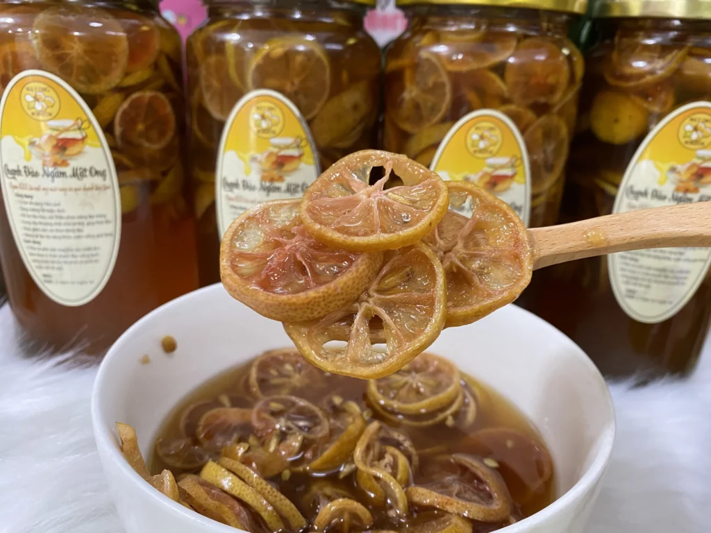 CÔNG DỤNG CỦA CHANH ĐÀO NGÂM MẬT ONG 8 Z4088174485813_499c21b2916dfc25799d4af96aa60182