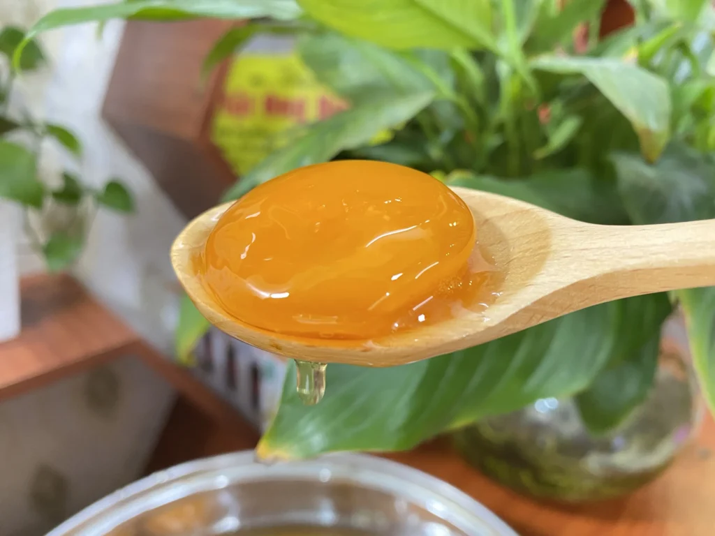 MẬT ONG NGÂM LÒNG ĐỎ TRỨNG GÀ VÀ NHỮNG TÁC DỤNG THẦN KÌ ĐỐI VỚI CƠ THỂ 9 Z4294310231198_018fdd3373685c5fdc2e1e1132a92db2