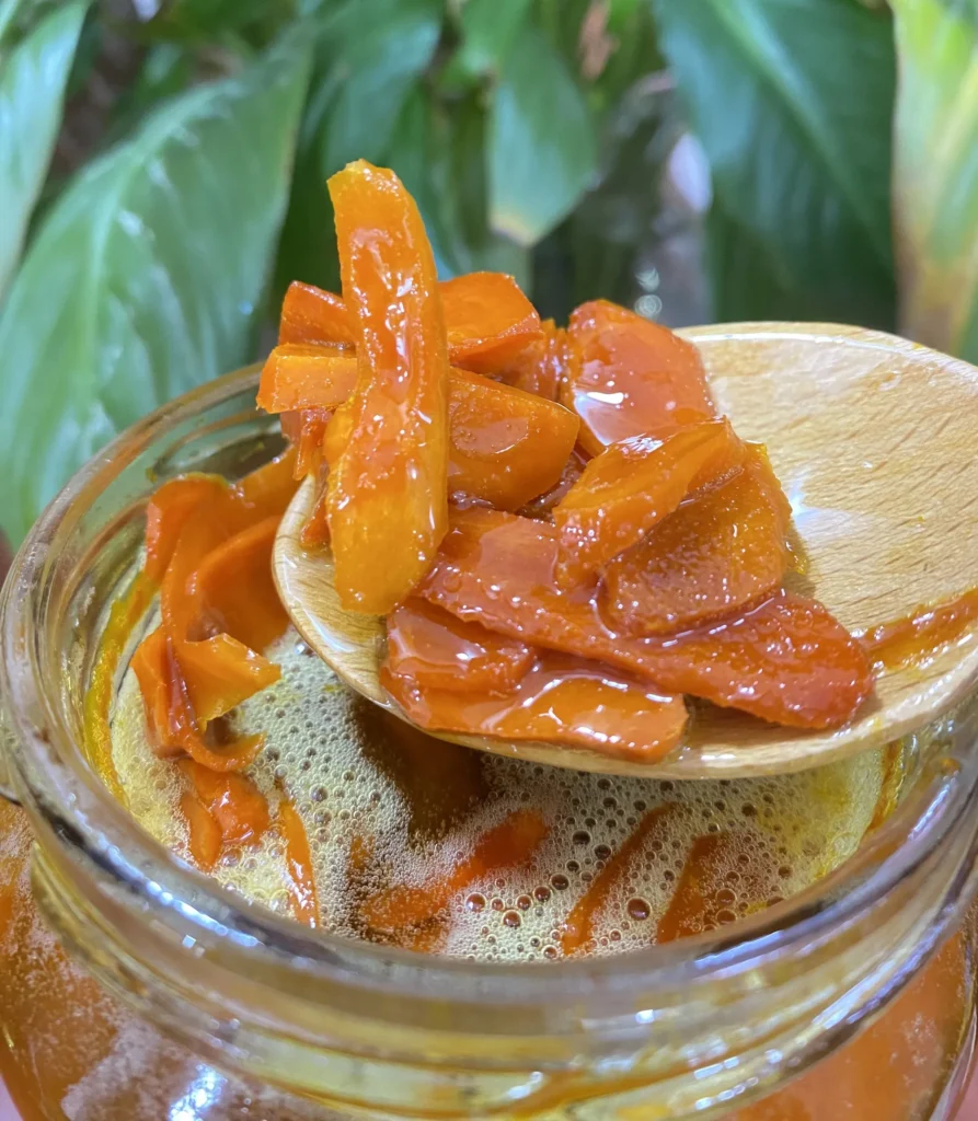 Công dụng của nghệ tươi ngâm mật ong đối với sức khỏe và làm đẹp 13 Z4487642589581_a5ff3b4345144e4c0961d366dbafc862