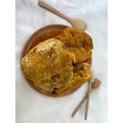 Sáp ong khoái thiên nhiên cắt miếng cả mật ong