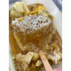 Sáp ong khoái thiên nhiên cắt miếng cả mật ong